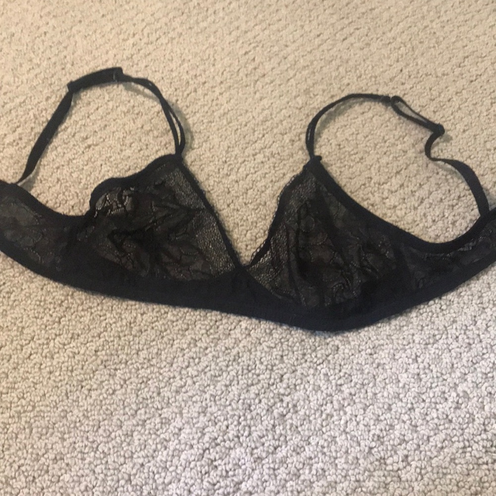 American apparel size 3 lace bra